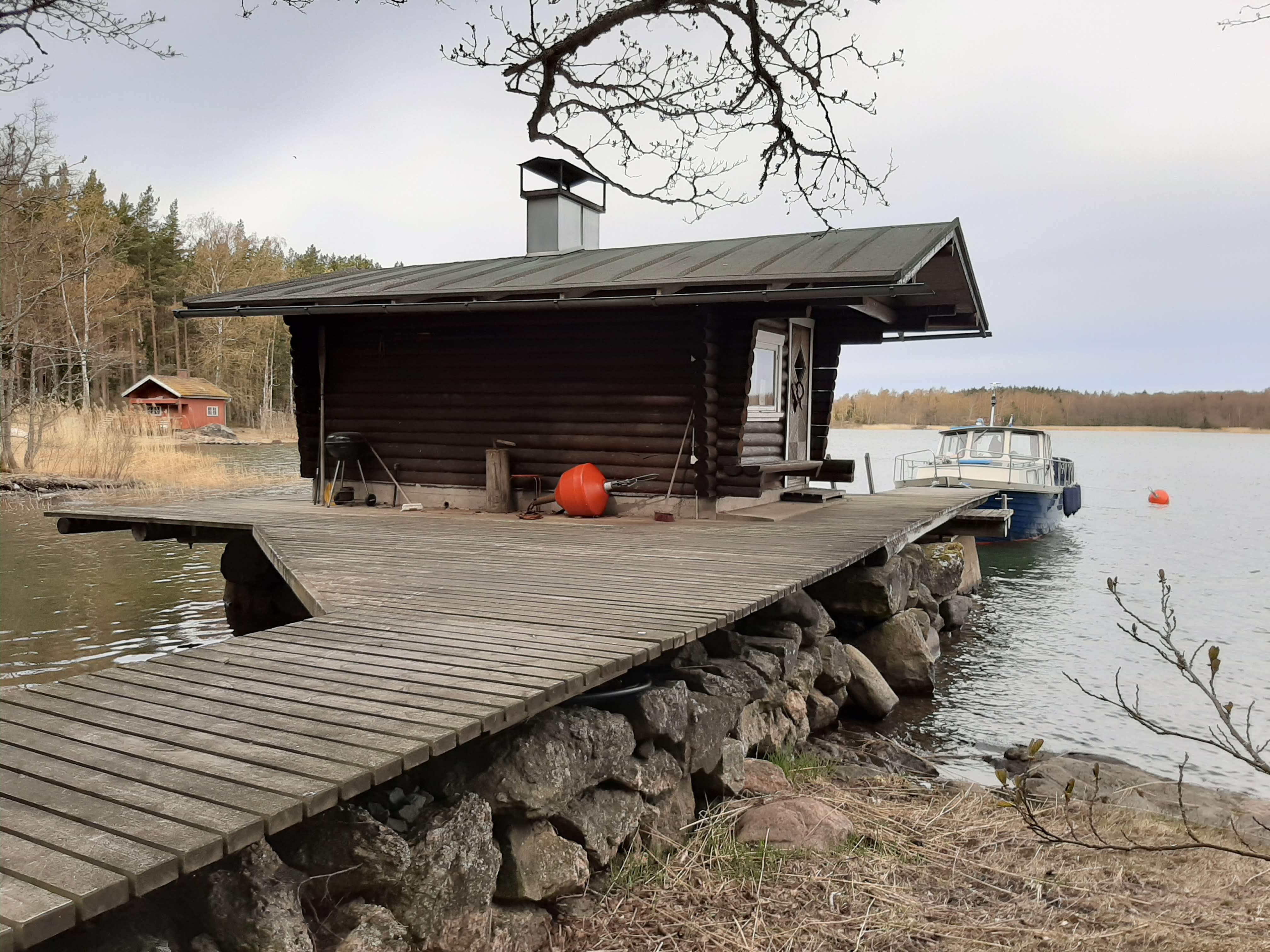 Rauman kaupunki vuokraa Kataviston saaren Pastisen mökin eniten tarjoavalle  