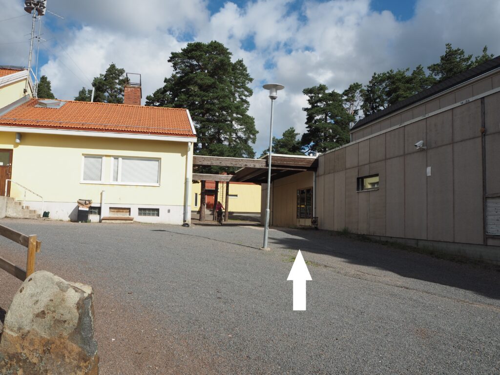 Kaaro sports hall entrance.