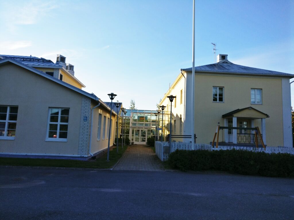 Entrance to Kodisjoki sports hall.