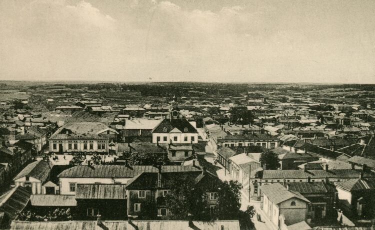 An old black and white picture of Rauma from top of the church.