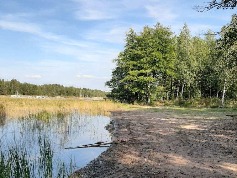 Beach at the Mantereenpää beach sauna.